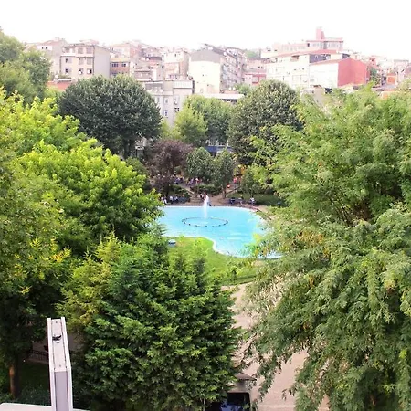 Apartment Uyar Istanbul