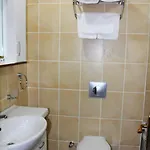 Apartment Uyar