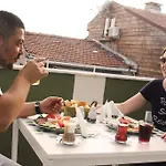 Uyar