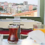 Apartment Uyar Istanbul