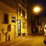 Uyar Istanbul