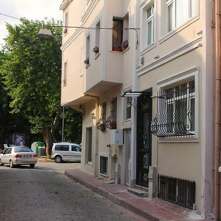 Apartment Uyar Istanbul
